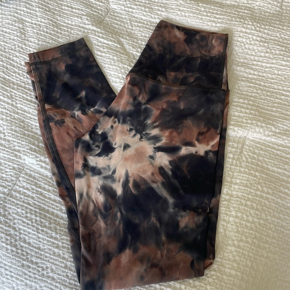 Lululemon Diamond Dye 25” Aligns